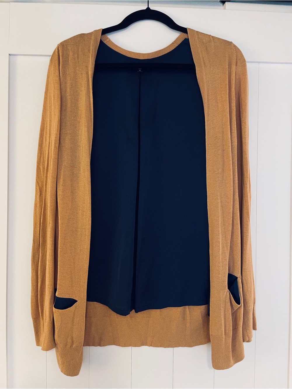 Gap V-neck button down Women's Cardigan Sweater